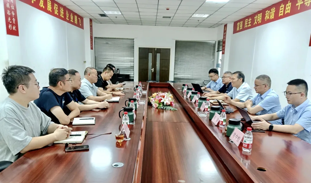 公司黨委書記、董事長王虎祥帶隊走訪重慶市報廢汽車回收處理利用有限公司